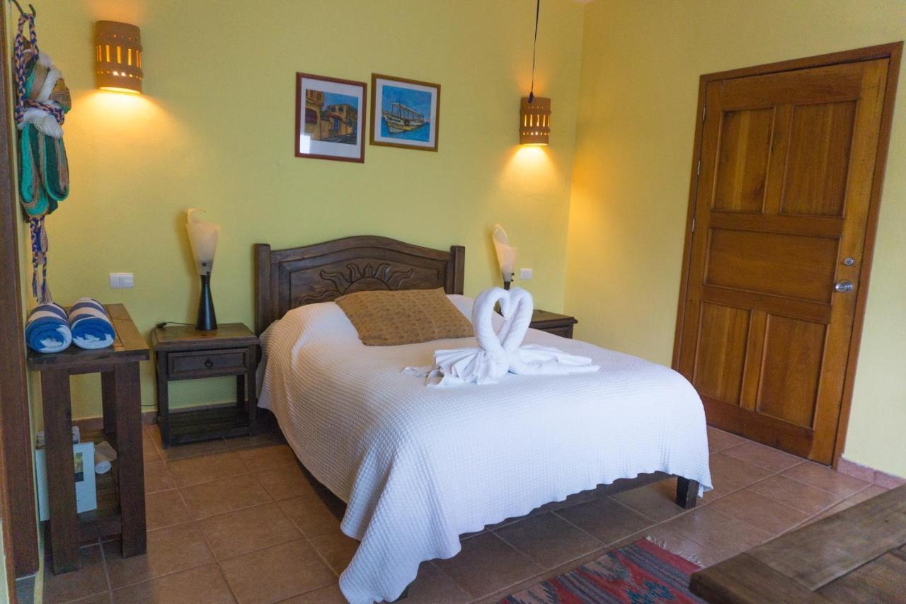 Sea Hawk Suites 女人岛 外观 照片